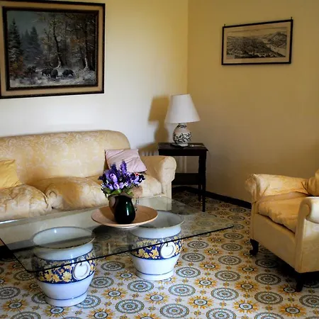 Bed & Breakfast Borgomontanaro